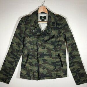 Royal Bones Women's Medium Green Camo Stretch Full Zip Long Sleeve Punk Grunge